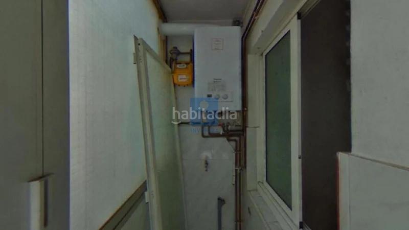 Foto 568e1639-8161-4b39-9d58-0ebf8d2fe430. Piso inmueble ilegalmente okupado situado en la calle montmany 24, 31, , barcelona en Sant Boi de Llobregat