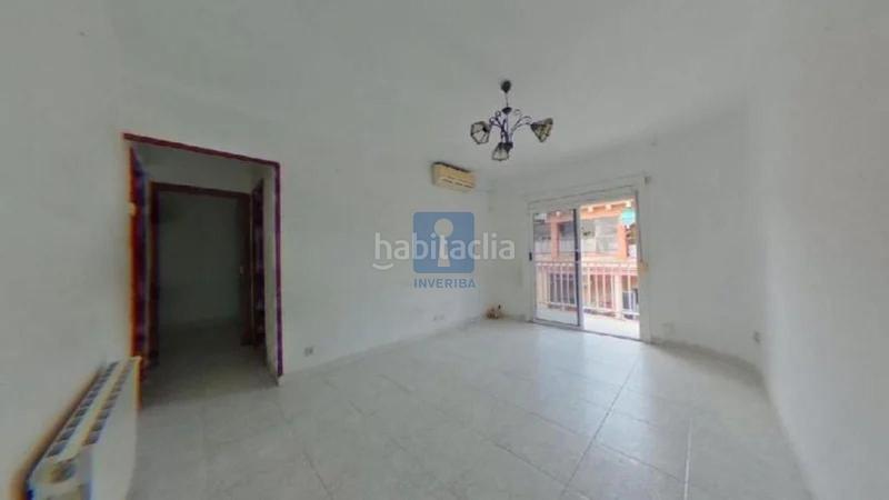 Foto 67358062-d32d-470e-85f6-da713bf8a1a1. Piso inmueble ilegalmente okupado situado en la calle montmany 24, 31, , barcelona en Sant Boi de Llobregat
