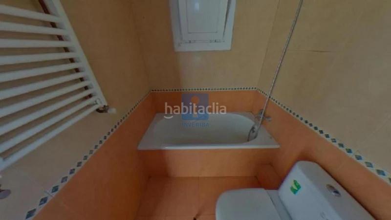 Foto d3bd1b77-f1f2-4bea-bebf-8e06b7a5605e. Piso inmueble ilegalmente okupado situado en la calle montmany 24, 31, , barcelona en Sant Boi de Llobregat