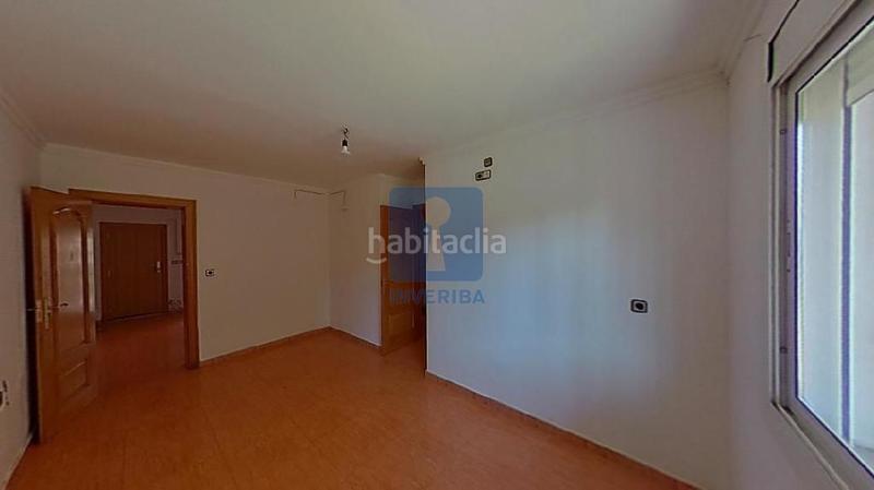Foto bdeabab2-edf8-42cd-87a2-7ef12ffc40b8. Etagenwohnung mit heizung in Centre Rubí