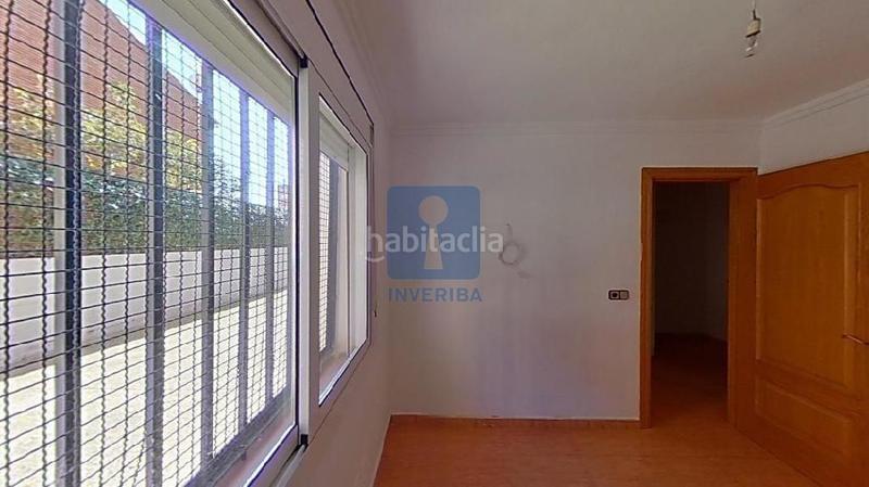 Foto c49ee84f-5889-4424-9fff-a5407bb3720f. Etagenwohnung mit heizung in Centre Rubí