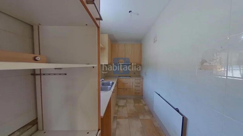 Foto 7e71575c-2213-4dd4-a7b8-cfa89c92f90a. Xalet amb calefacció aparcament piscina a Can Vinyals Esparreguera