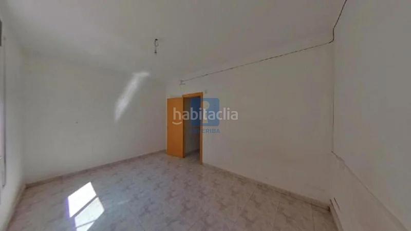 Foto db4bf107-5ea1-41d7-b2c6-eadcc1865c52. Etagenwohnung in Centre Rubí