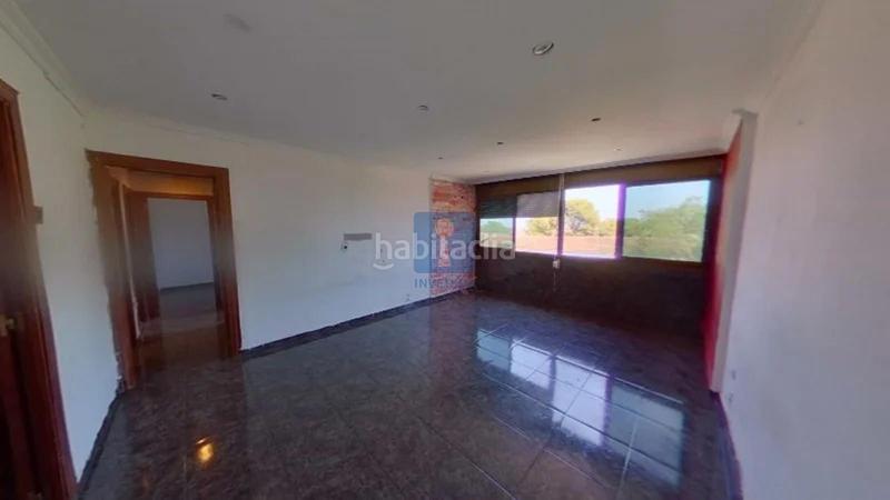 Foto 35f609dc-6c5f-43bc-9bbd-d47f8c7dd20d. Pis a Camps Blancs Sant Boi de Llobregat