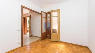 Etagenwohnung  Rafael capdevila. Piso alquilado en venta en calle rafael capdevila, barcelona