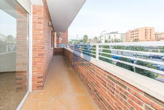 Appartement  Sant andreu de la barca. Piso alquilado en venta en calle sant andreu de la barca, martor