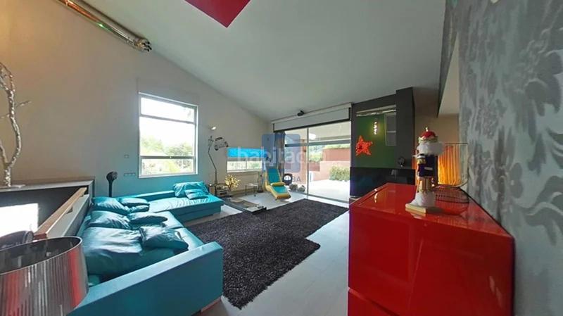 Foto be8aea75-fbc3-4a3a-b3e0-3268543dfb70. Chalet magnífica casa en venta , barcelona. en Montmar Castelldefels