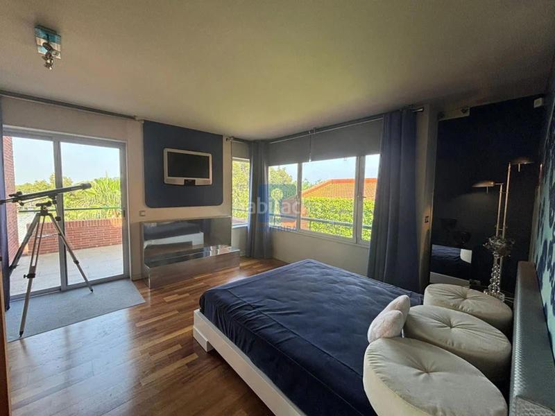 Foto f5f8f491-4203-473a-8b16-0e0094bb671f. Chalet magnífica casa en venta , barcelona. en Montmar Castelldefels