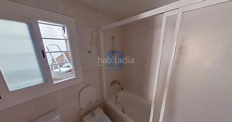 Foto ebc36c3a-04fa-41ff-b84c-386aea95f19a. Etagenwohnung mit heizung in Torre-romeu Sabadell