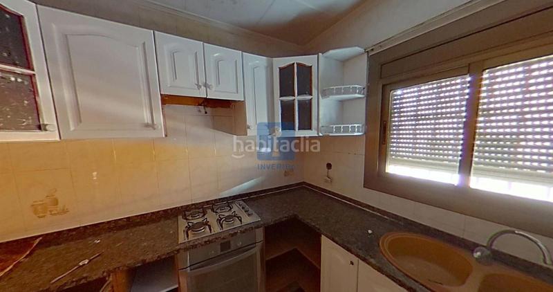 Foto f5a2a7d4-1235-493a-945f-4e93e4b6bc03. Flat with heating in Torre-romeu Sabadell