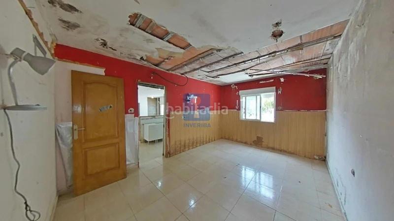 Foto 5e794274-52ef-4811-8dab-0c47a2d41016. Casa amb piscina a Olesa de Montserrat