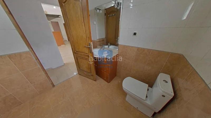 Foto 6a430cd0-3b2e-4080-8efa-ea825079f7b8. Casa amb piscina a Olesa de Montserrat