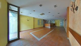 Geschäftsraum  Girones. Local con garaje privado en venta en cornellà de llobregat, barc