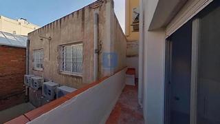 Appartement  Pujos. Piso alquilado en calle pujos, hospitalet de llobregat, barcelon