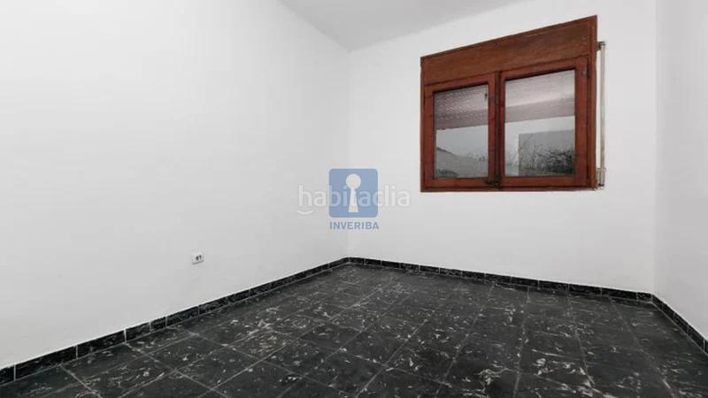 Foto 1cd60a1c-bdfc-4d7f-baa6-777bc61dd6f7. Pis amb calefacció aparcament a Can Vallhonrat Rubí