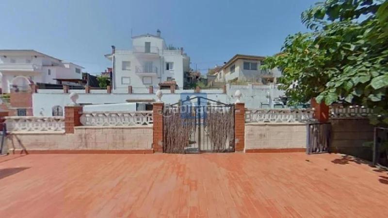 Foto 44dcaeaa-25d3-4c76-b902-06dad5a866e5. Maison avec parking piscine dans Castellnou-Can Mir-Can Solà Rubí