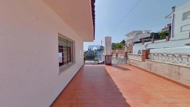 Foto fdeff1a4-cffd-4475-b8b2-358f7dc23742. Maison avec parking piscine dans Castellnou-Can Mir-Can Solà Rubí