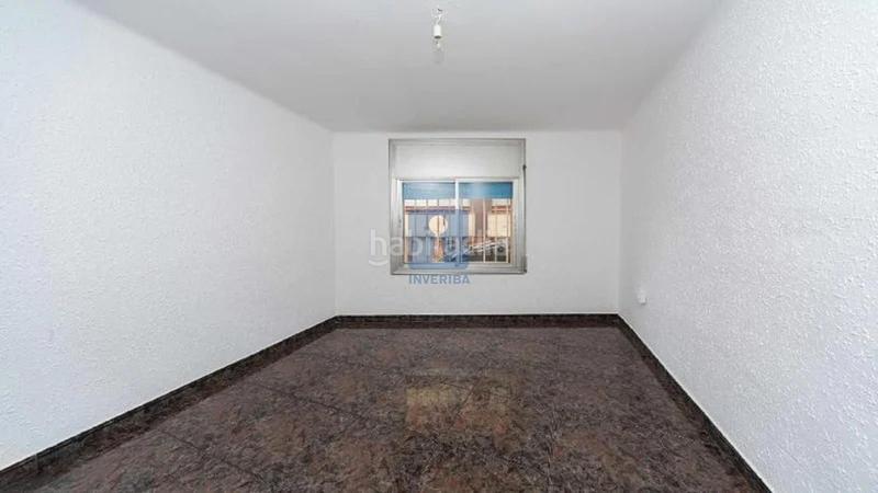 Foto 0154d3c7-200e-4e10-a261-587b52cccd22. Appartement dans Fondo Santa Coloma de Gramenet