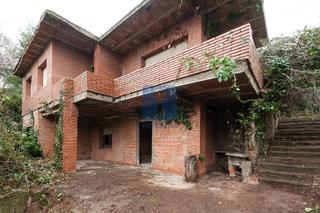 Maison  La fabrica. Obra sin finalizar en corbera de llobregat