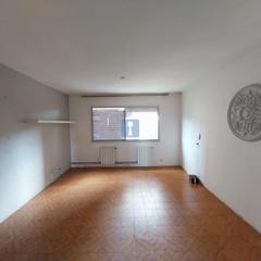Pis  Carmen amaya. Piso en venta en el gornal, hospitalet de llobregat, barcelona.