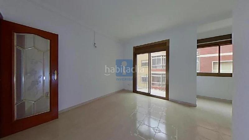 Foto 2c71fe71-9596-4975-b98b-14084831f54a. Pis a Sant Josep Hospitalet de Llobregat (L´)