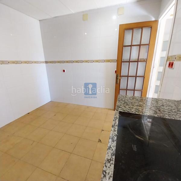 Foto 3235f684-abd7-4180-af97-817422cb56f4. Etagenwohnung in Torre-romeu Sabadell