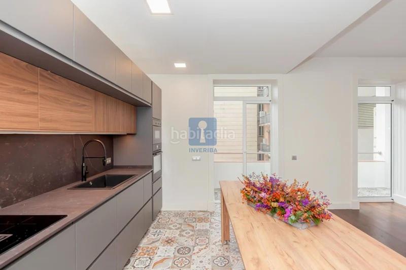 Foto b8dd25ae-338c-4fba-951c-571887f26f7c. Appartamento con riscaldamento in Dreta de l´Eixample Barcelona