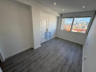 Pis  Buri. Piso totalmente reformado a estrenar en cornellà, barcelona.