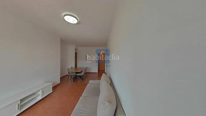 Foto 7e6e08af-056a-4b92-a118-8f1731ef8f88. Pis a Diagonal-Colomeres Gavà