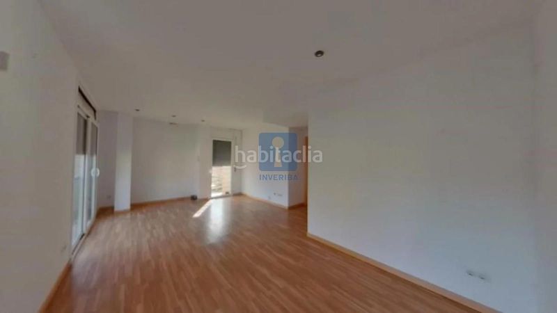 Foto 1bc1811a-7b66-41d1-9b79-04572cd1219b. Casa adossada a Can Parellada Terrassa