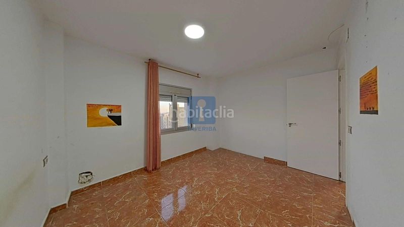 Foto 4f95bb12-9915-4106-b06b-e49b619e1806. Pis a Els Merinals Sabadell