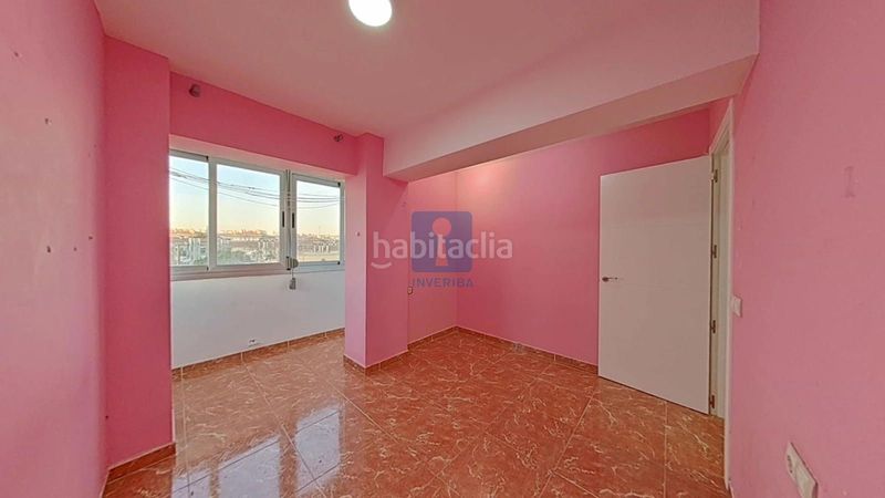 Foto ae3ca535-b921-44f3-96ae-6a48876ba25e. Pis a Els Merinals Sabadell
