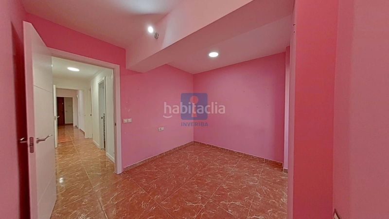 Foto d2edebcb-a8fa-41f2-b327-dc454e30c916. Pis a Els Merinals Sabadell