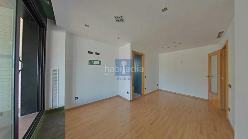 Foto ff45d730-604b-4879-a1e0-f1c4eb644117. Àtic amb calefacció piscina a Corbera de Llobregat