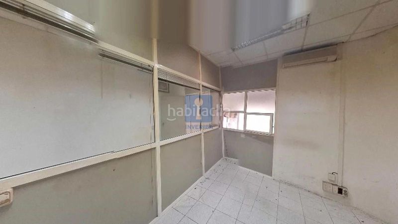Foto 14179ef3-0000-466a-90b8-a3a25edac809. Local comercial a Barri de les Corts Barcelona
