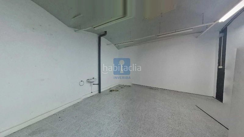 Foto 68369e3d-13a8-4ca0-9206-610296f75520. Local comercial a Barri de les Corts Barcelona