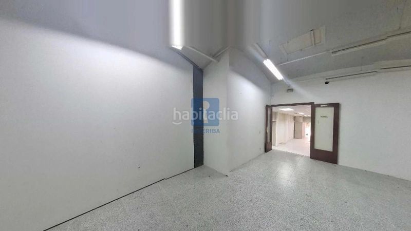 Foto 868eb16e-a304-4052-be93-5c399cdcd786. Local comercial a Barri de les Corts Barcelona