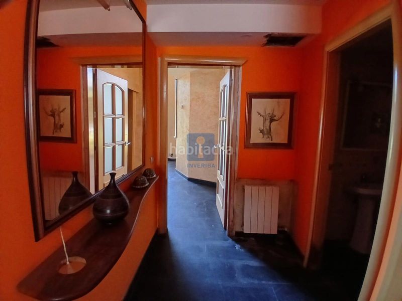Foto eeb32910-c276-4ece-9594-3b8068e5c4a8. Casa adossada amb calefacció aparcament piscina a Sabadell