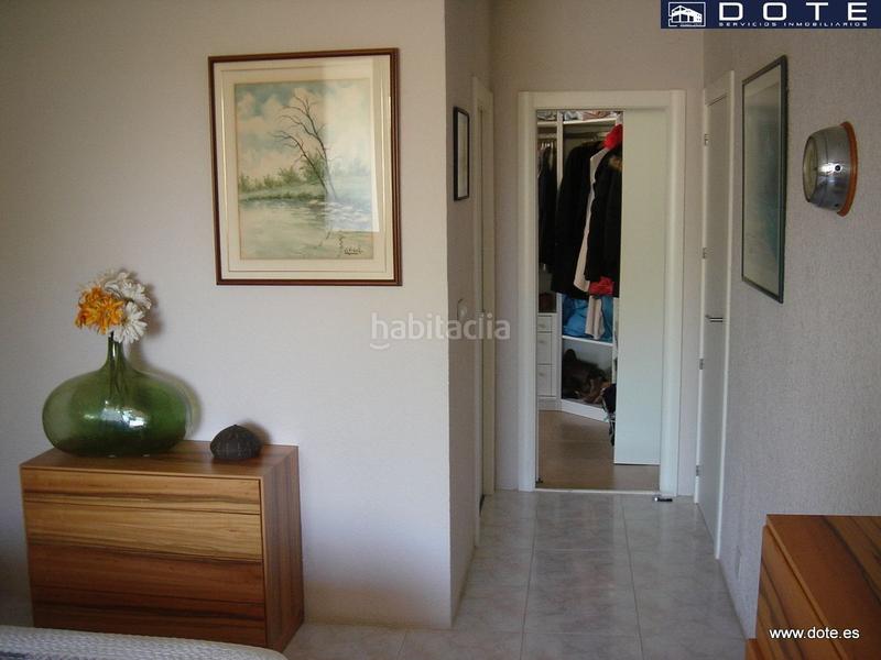 Foto 1cb69683-bffc-424c-b029-dab9b022507b. Casa a schiera con parcheggio piscina in La Mora Tarragona