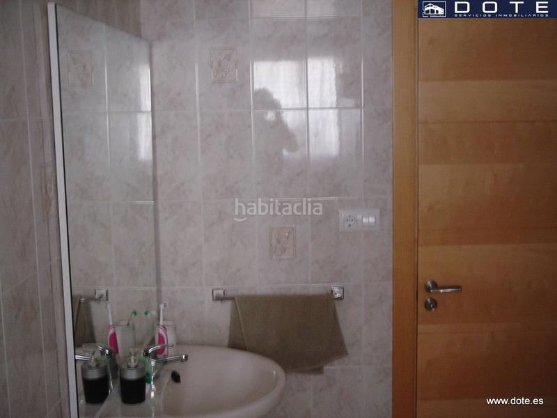 Foto 3eba1608-88dd-4eb3-a2e0-60ea98c3c8b7. Casa a schiera con parcheggio piscina in La Mora Tarragona
