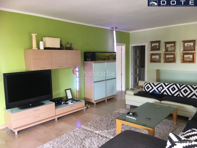 Foto 432aa277-c757-4f11-a697-481d646001f7. Casa a schiera con parcheggio piscina in La Mora Tarragona