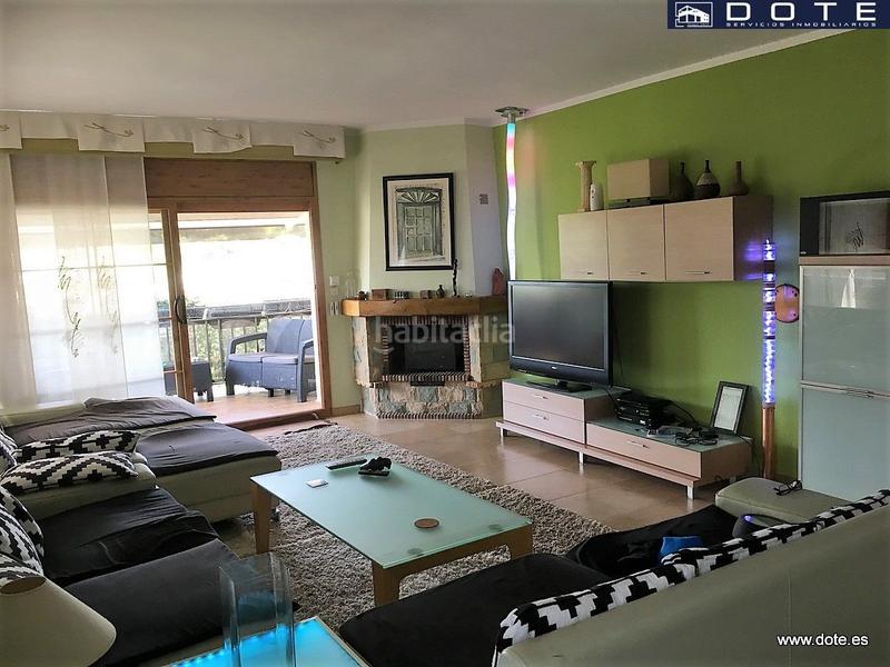 Foto 473507d4-3613-4968-acab-0faa8e3a720e. Casa a schiera con parcheggio piscina in La Mora Tarragona