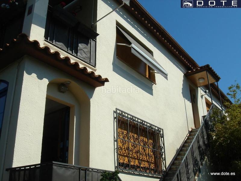 Foto 5172c628-c0c7-46d0-9f4b-3dff068141eb. Casa a schiera con parcheggio piscina in La Mora Tarragona