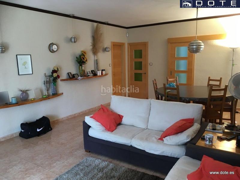 Foto 985b95af-f1d4-45aa-8227-f4b6559e6592. Casa a schiera con parcheggio piscina in La Mora Tarragona