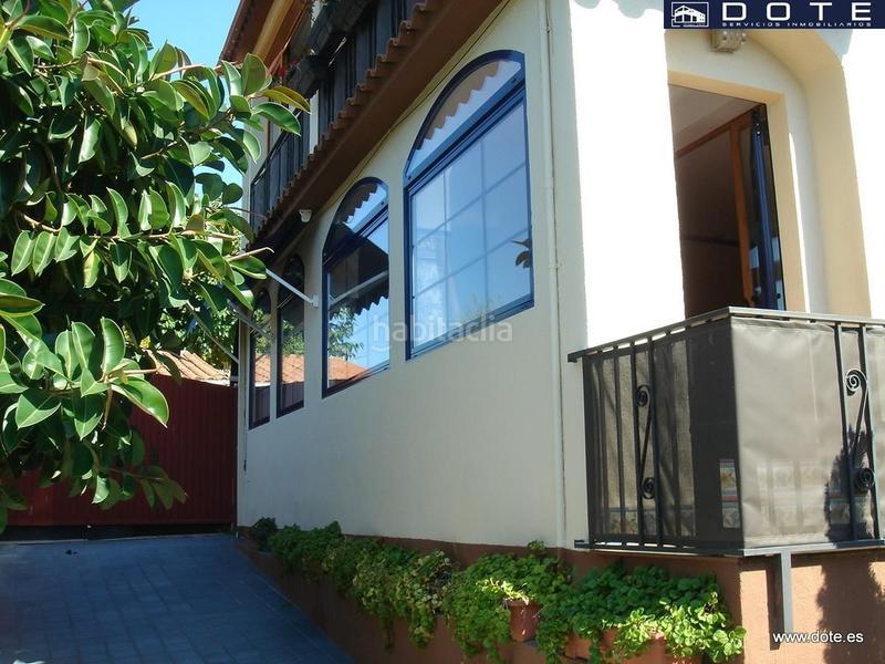 Foto d602a540-409d-4525-acb1-a3a8f8dd2541. Casa a schiera con parcheggio piscina in La Mora Tarragona