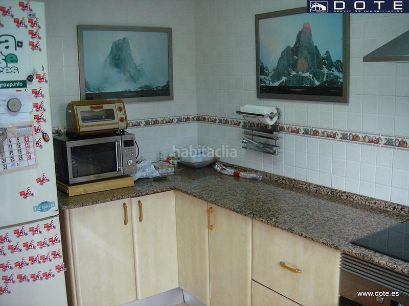 Foto ea69de6b-de53-4ddc-aeea-3a223ff70e21. Casa a schiera con parcheggio piscina in La Mora Tarragona