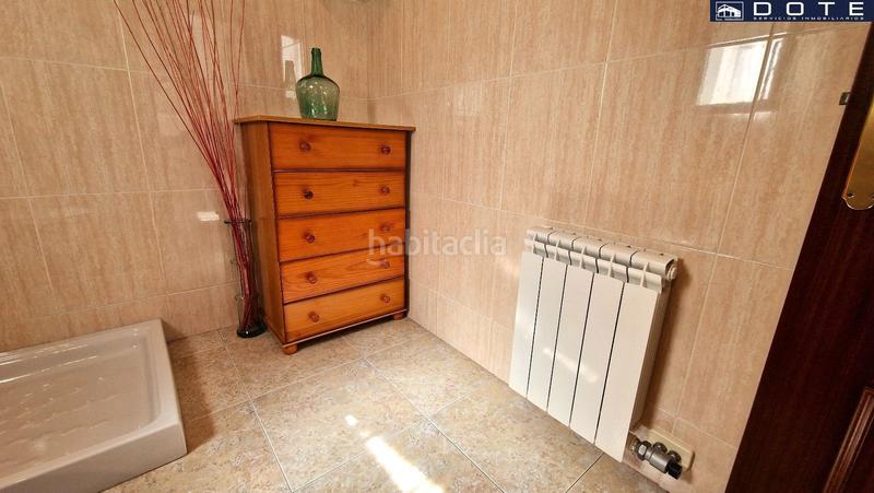 Foto 8628f16d-4853-4c5d-ab46-4c080145d521. Casa adossada amb calefacció aparcament a Creixell