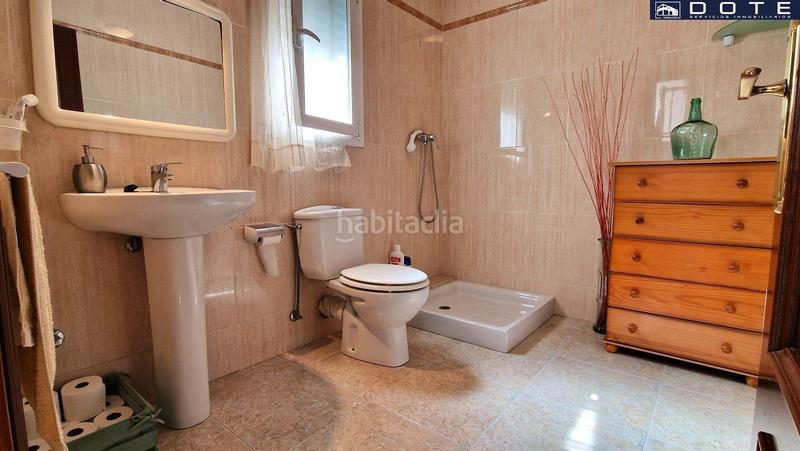 Foto d2d76d6d-3af4-4e6a-9763-36a0c640fb23. Casa adossada amb calefacció aparcament a Creixell