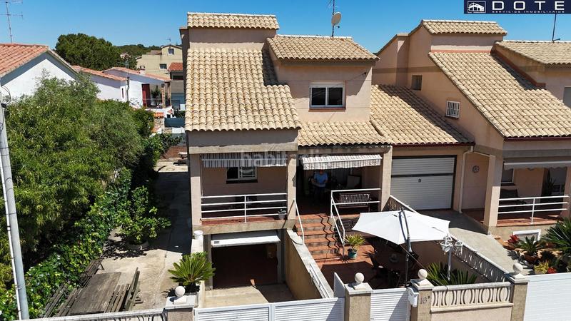 Foto 53b155e2-bbf1-4372-bb8d-dd39cef53c51. Xalet amb calefacció aparcament a Creixell