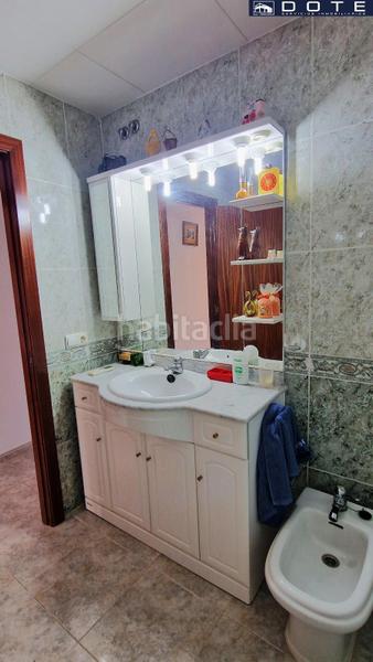 Foto e3a7b813-80e3-47b5-ad99-b70f6d2f8b02. Casa adosada cómoda casa adosada, con habitación en planta, en el corazón en Creixell